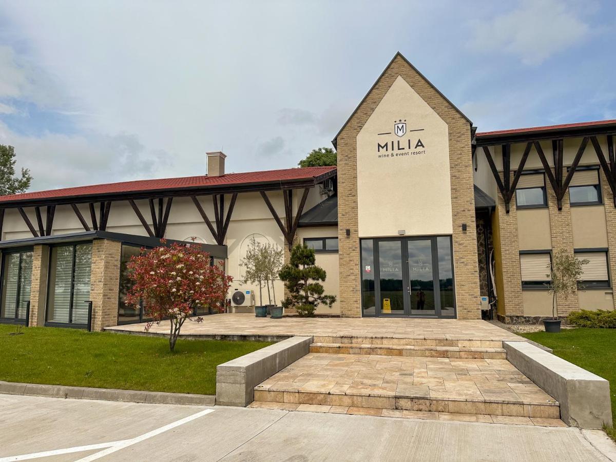 Milia Wine & Event Resort Dunajský Klátov Exteriér fotografie